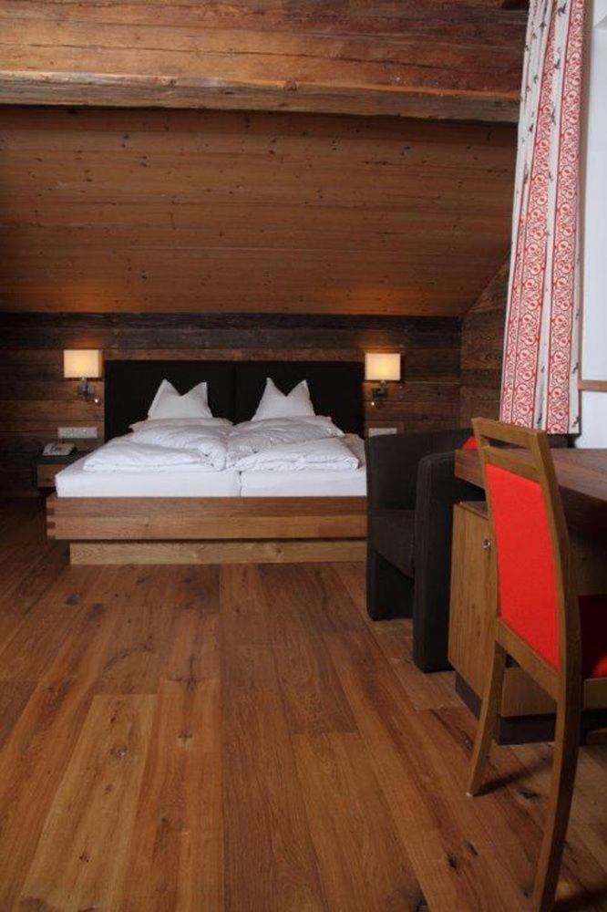 Hotel Kirchenwirt Кирхберг ин Тирол Екстериор снимка